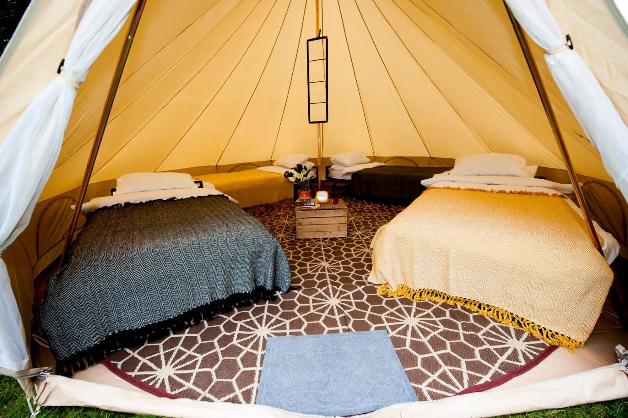Nine Yards Bell Tents At The Tt - Castletown Exterior photo